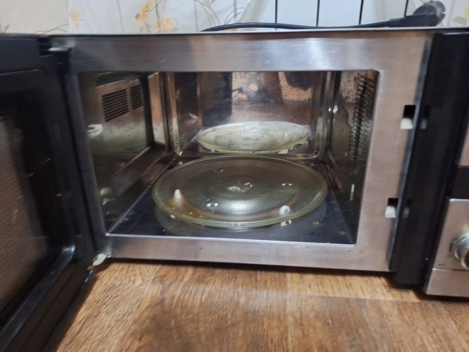 Микроволновая печь