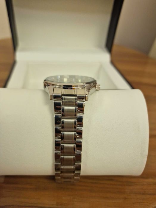 Луксозен мъжки часовник