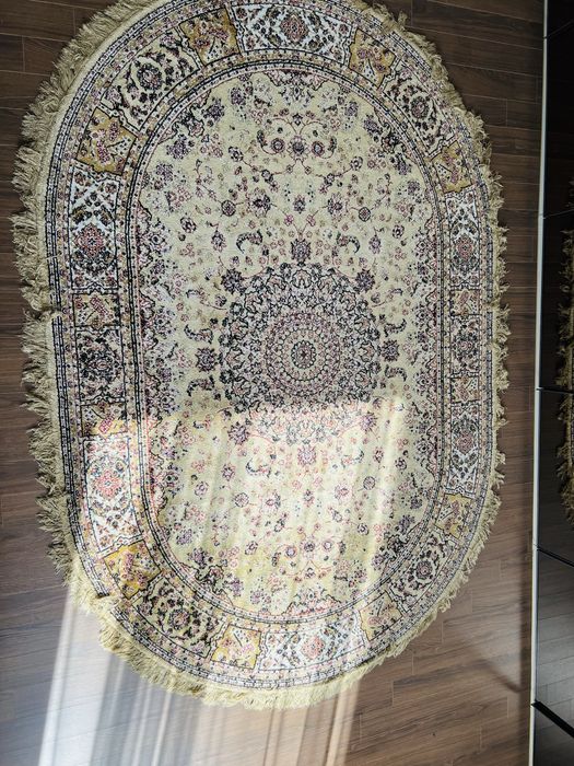 Ковер шелковый, в классическом стиле