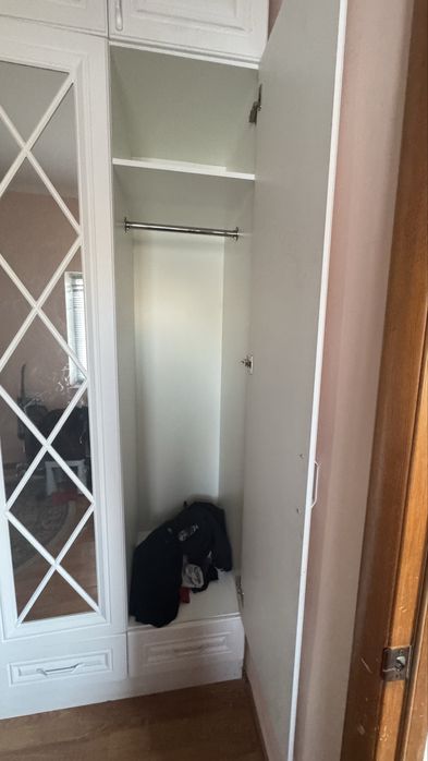 Шкаф для спальной и прихожей