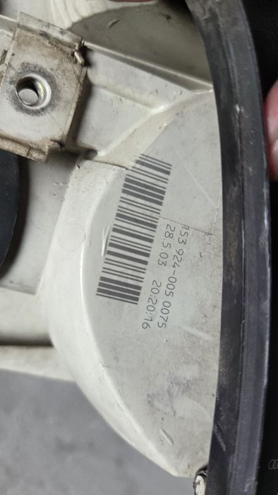 Stop sau tripla dreapta spate audi a 4 din 2004 berlina