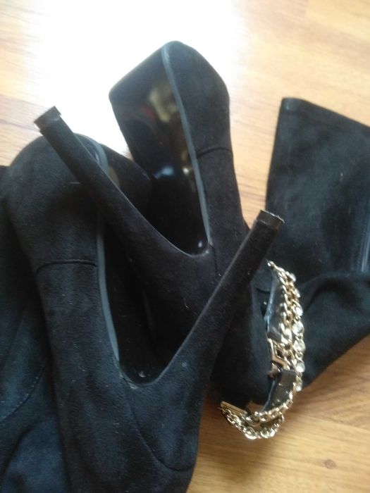 Ботуши с камъчета