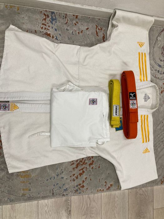 Кимано для дзюдо Adidas