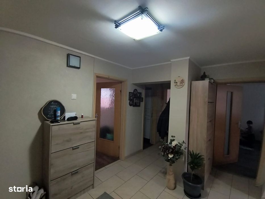 Apartament De Vanzare In Siret – 4 Camere | Etaj 1