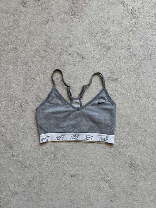 Дамско бюстие Nike