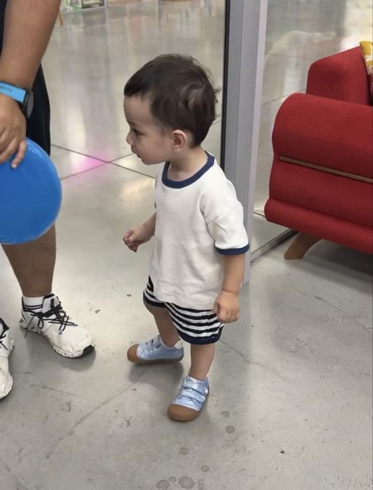 Босоногие кожаные кроссовки для малыша Koel