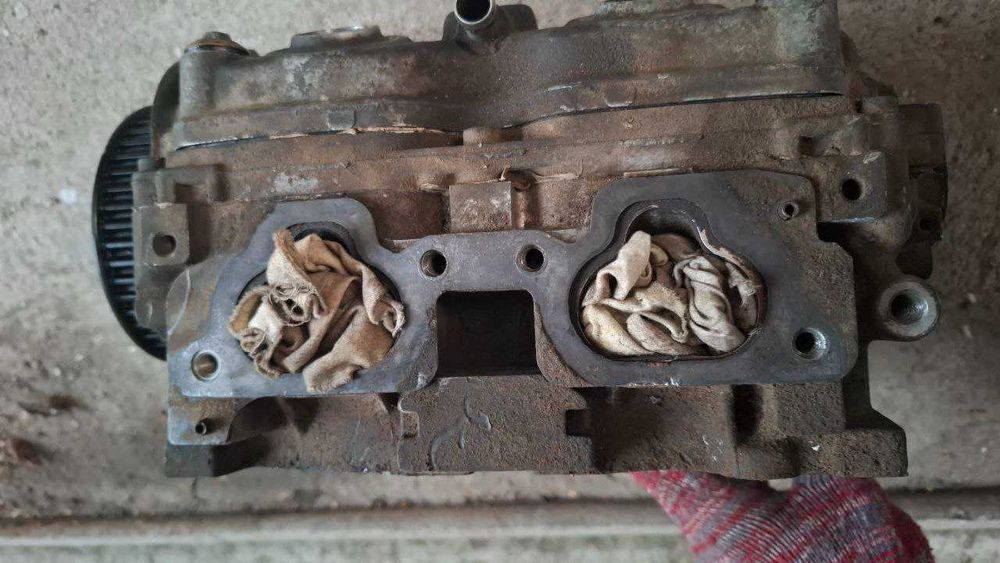 Головка Subaru Forester 2.5 л.