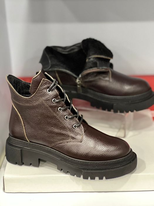 Сапоги демисезонные, новые, натуральная кожа