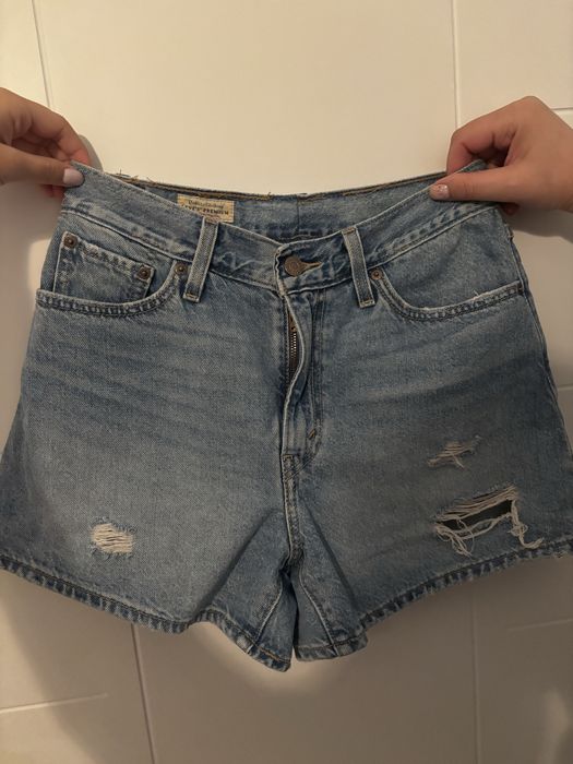 Дамски дънкови къси панталони Levi’s