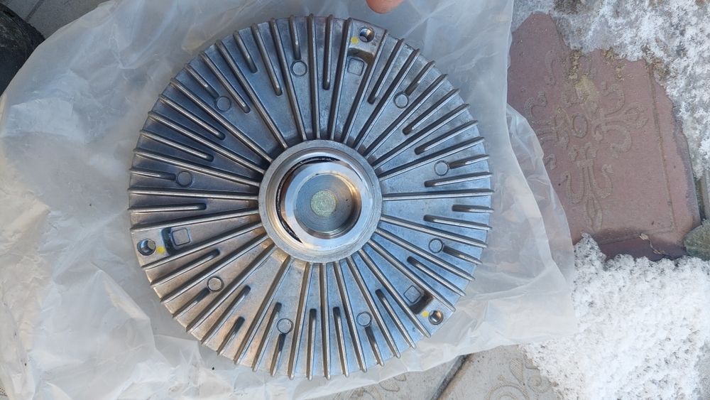 Вяскосная муфта на БМВ 528