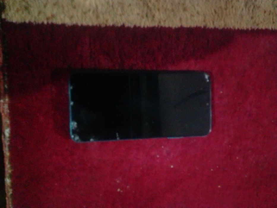 Assalomu alaykum telefon sotiladi