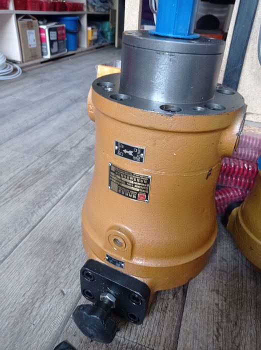 Представляю услугу по ремонту гидравлики