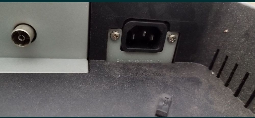 Продам телевизор. Бу телевизор