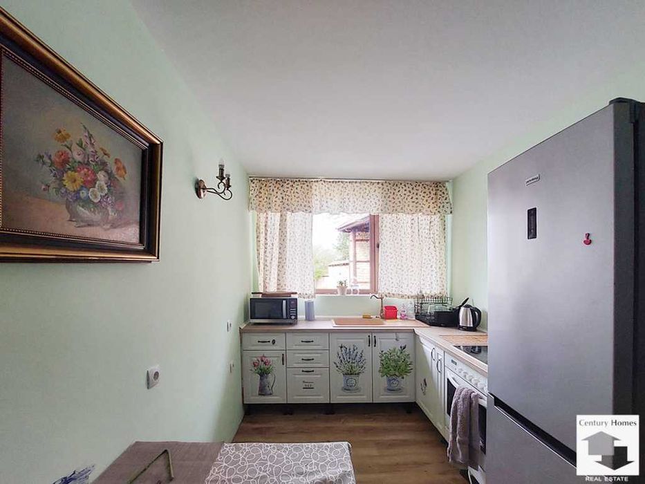 140337 Уникален имот с 5 дка двор и две къщи в с. Паскалевец