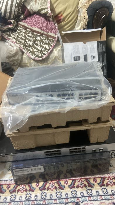 неуправляемый коммутатор D-Link DGS-1024D