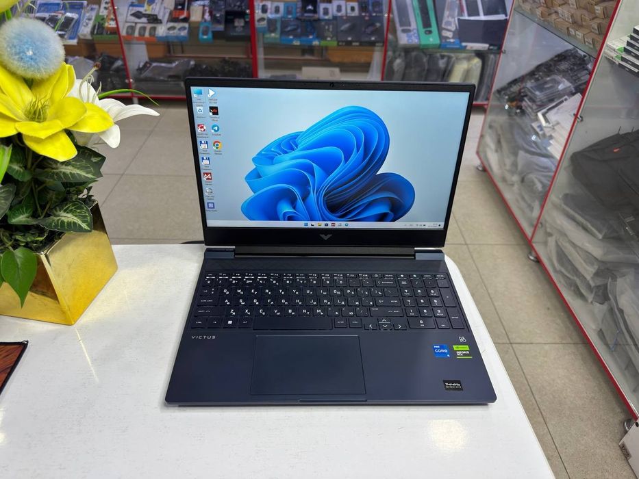 HP Victus Gaming i5-13420H 8GB 512SSD RTX2050