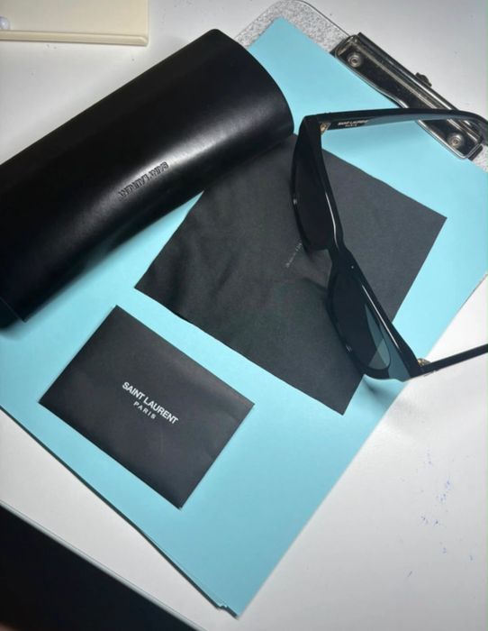 Ochelari de soare Yves Saint Laurent