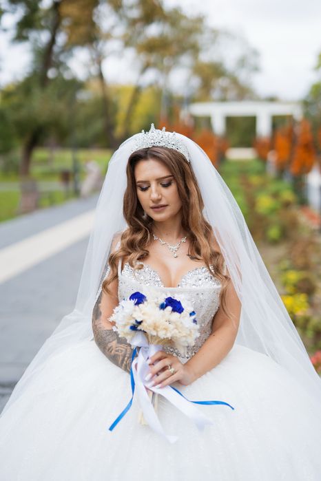 Vand rochie de mireasa