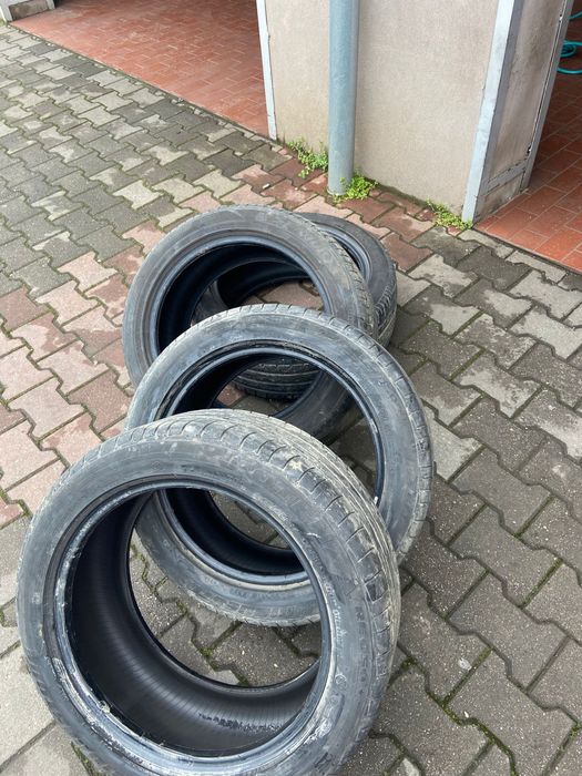 Anvelope vară 245/45/R17