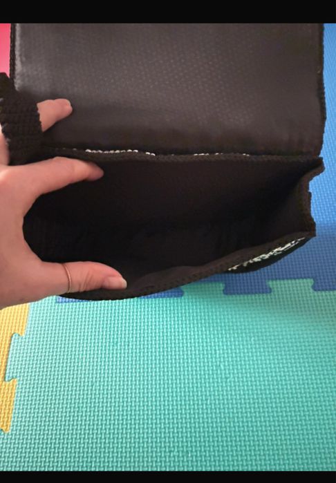 Geanta cusuta manual