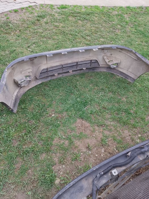 Vând bara fata Ford focus  1.6 benzină