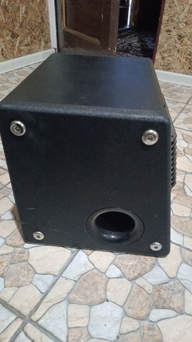 Буфер 10 дюймов хороший