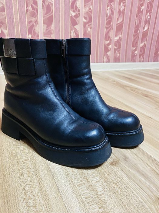 Продам ботинки зимние