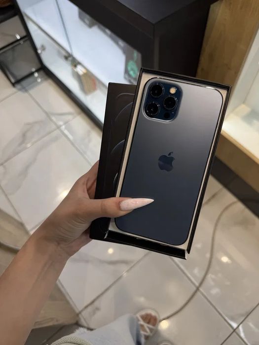 Продам iPhone 12 Pro Max Айфон 12 Про Макс