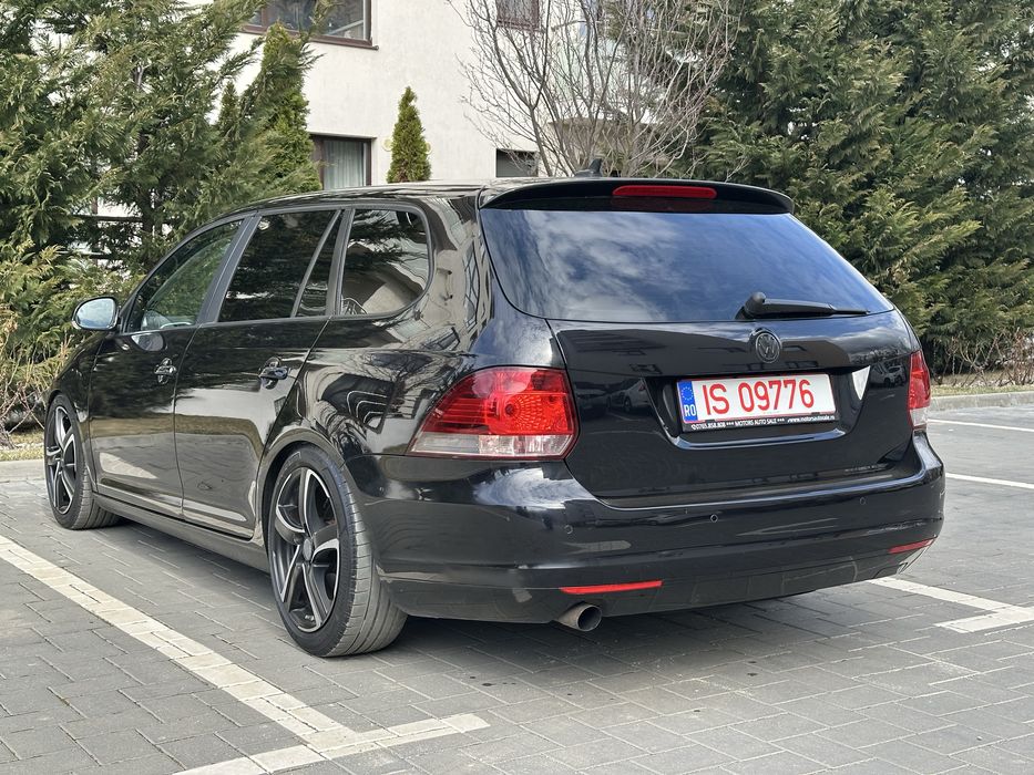 Volkswagen Golf 6 1.6 TDI Match • RATE • Trapă • Sport • Park Assist
