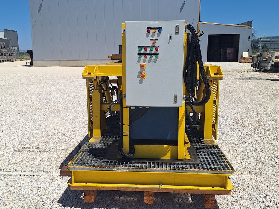 Работна хидравлична платформа с товароносимост 3000 килограма