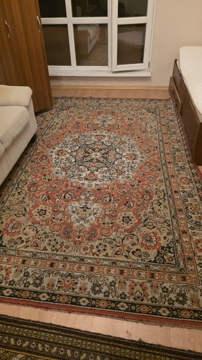 Подарявам мебели