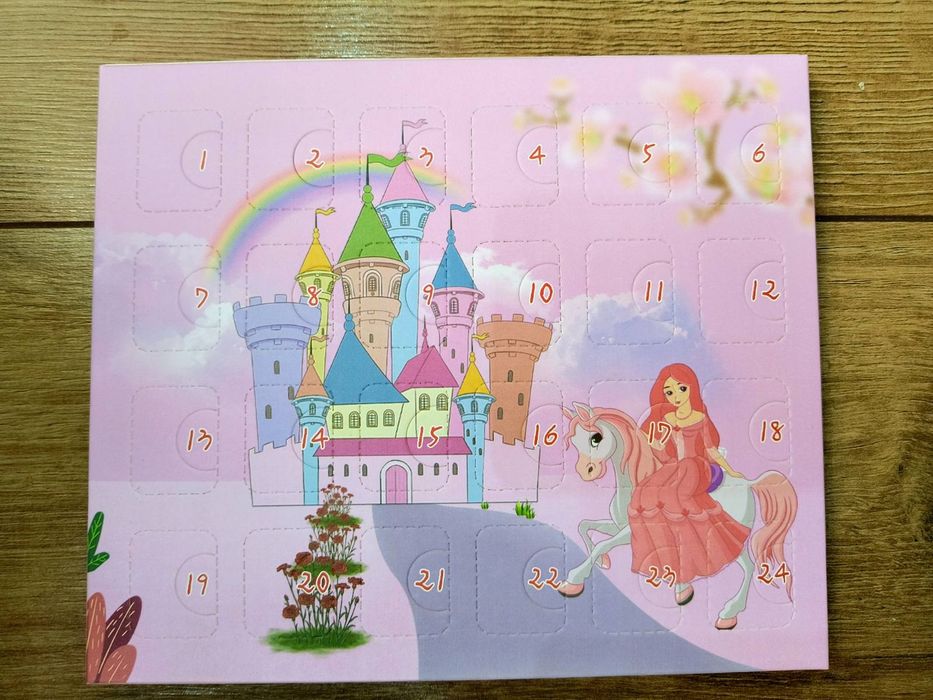 Адвент календар с изненади за изработка на детски гривни тип Пандора