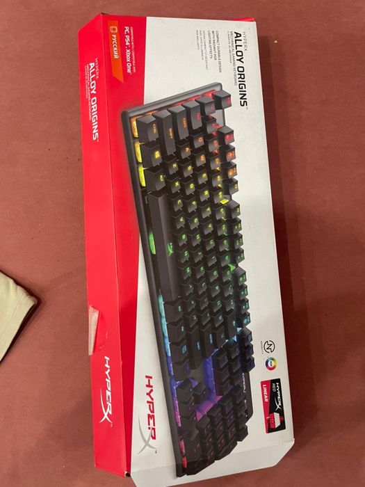 Продам клавиатуру HyperX