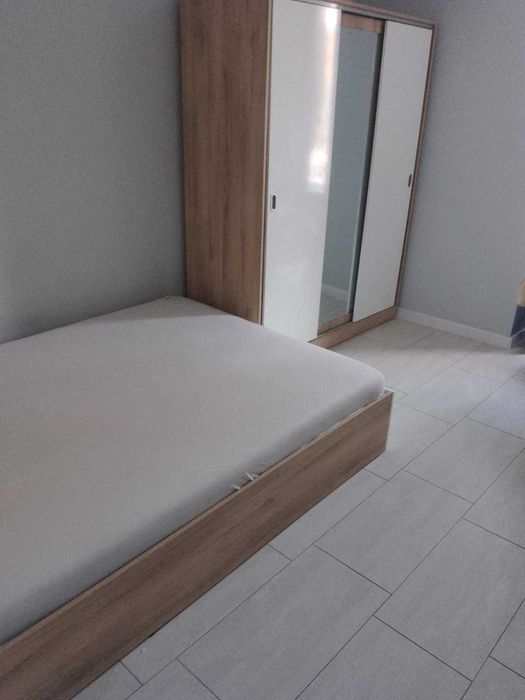 Продавам тристаен апартамент