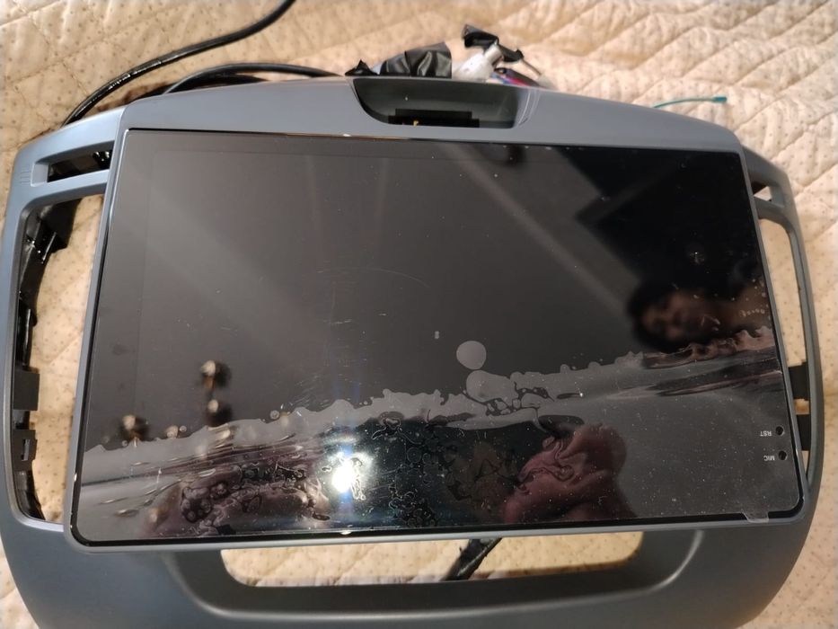 Магнитола Tayes 331