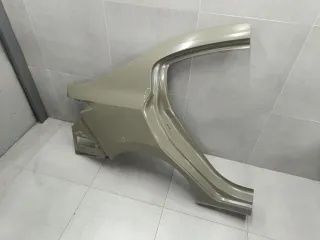 Продам новые дверь и крыло Киа Рио 4,