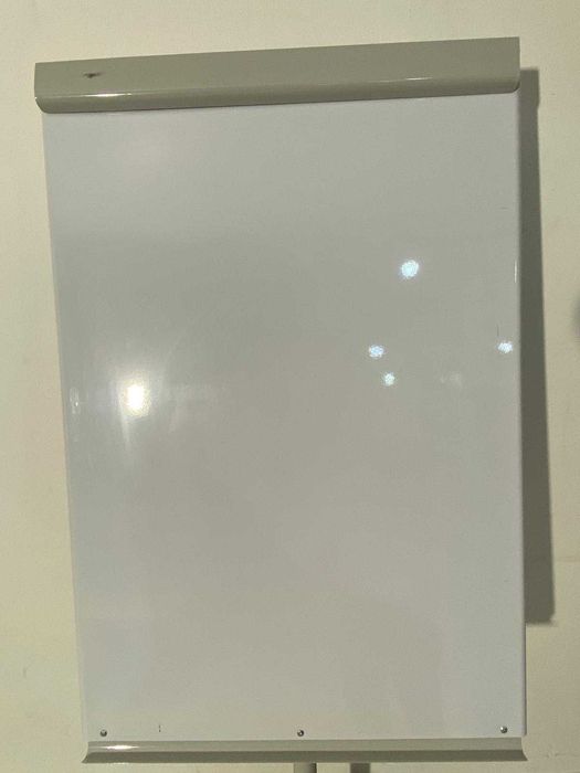 7 Buc. Flipchart cu Whiteboard 110X75 cm