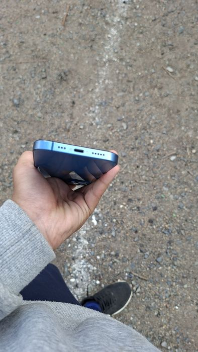 Айфон 13 256г срочно обмен