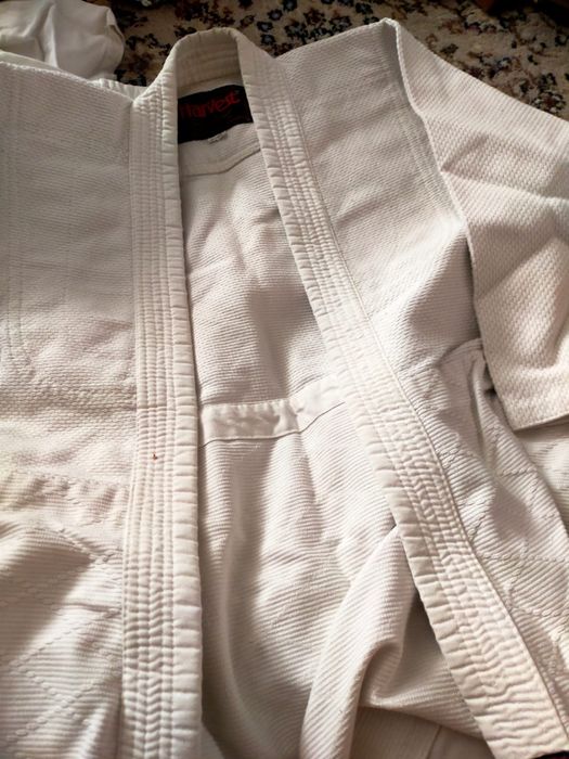 Продам кимоно продам