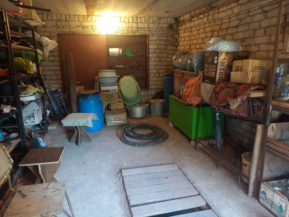 Гараж С погребом и смотровой ямой