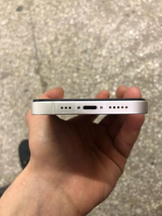 IPhone 14 в хорошем состоянии