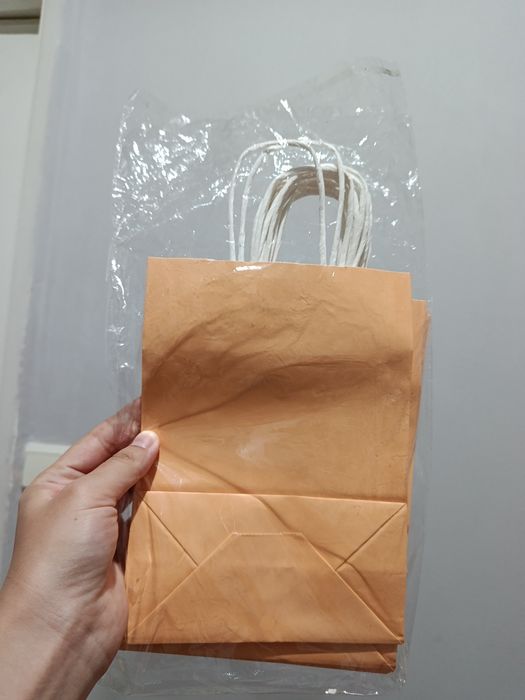 Padarichniy kraft paketlar sotiladi yangi