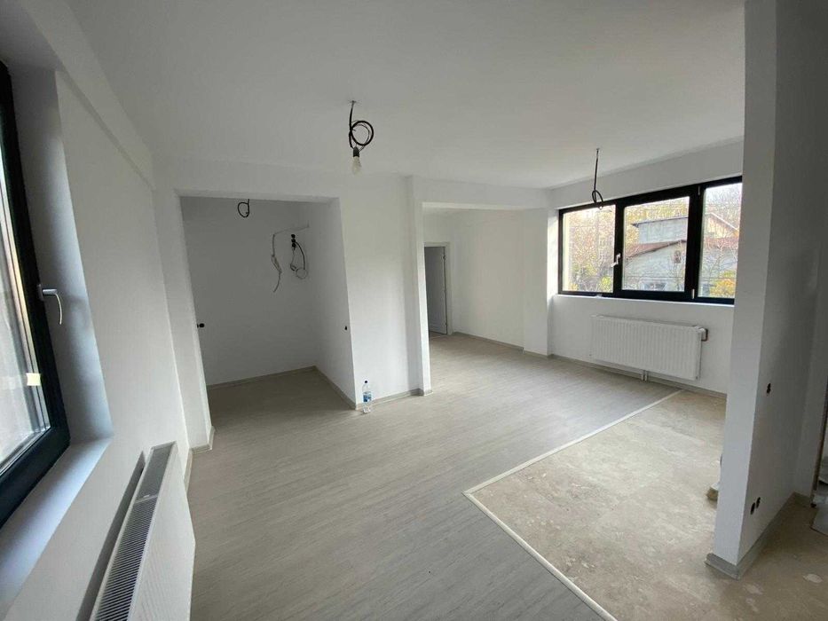 Vanzare/inchiriere imobil P+2 cu 10 garsoniere