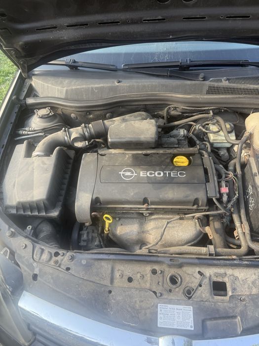 Opel astra H 1.6GTC 105hp Само на части