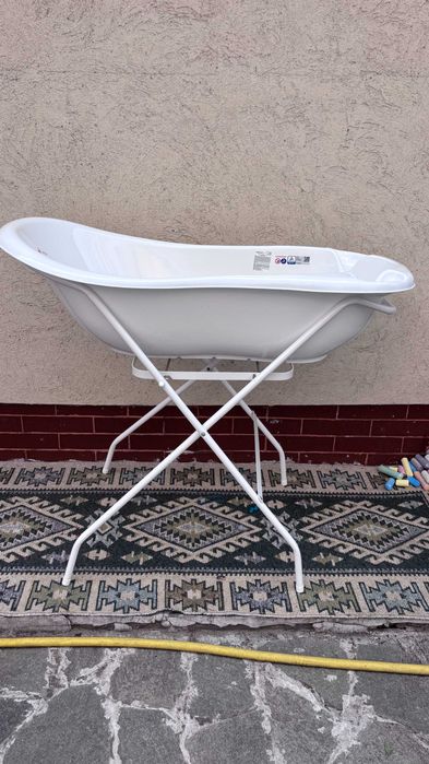 Cada bebe cu suport si senzor temperatura