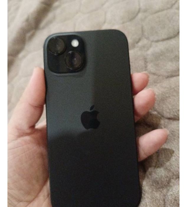 Продам айфон 15 256