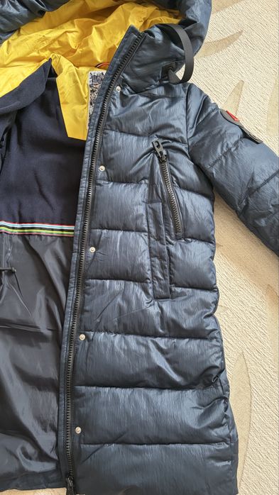 Зимний пуховик на девочку