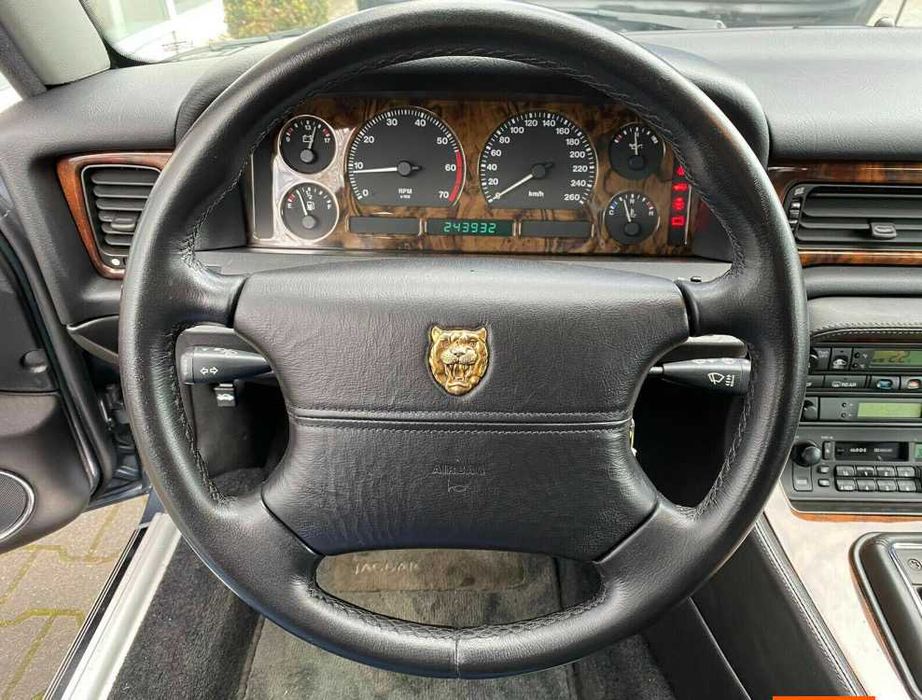 Jaguar XJ X300 EXECUTIVE 03/1996