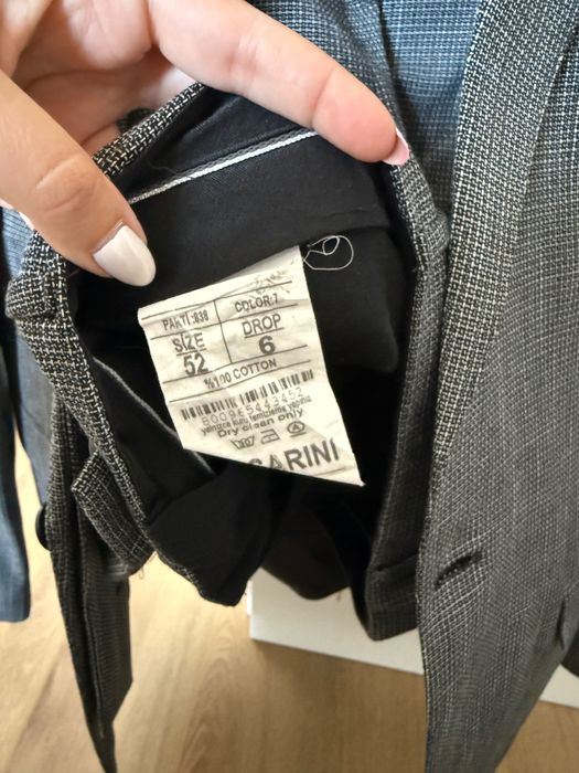 Costum Cesarini marimea 52