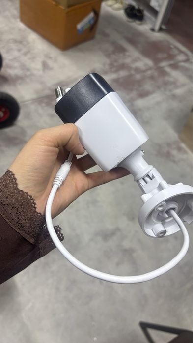 Камера с блокпитанием